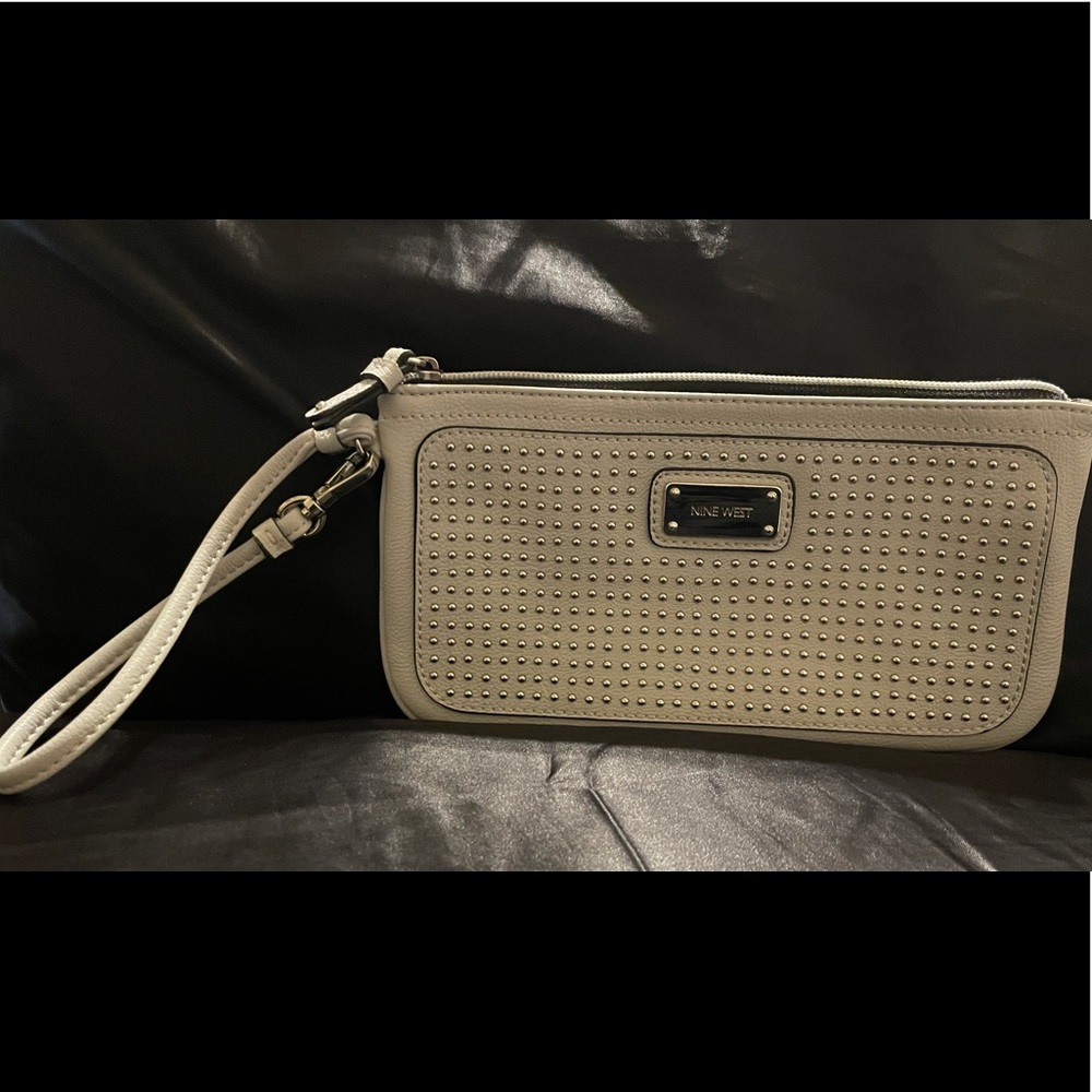 Nine West wristlet